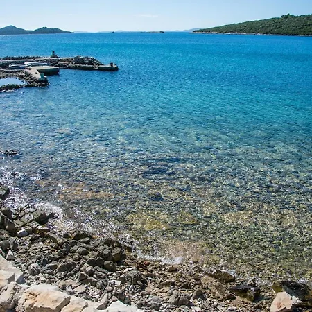 Hébergement de vacances House Tvrdica Tkon
