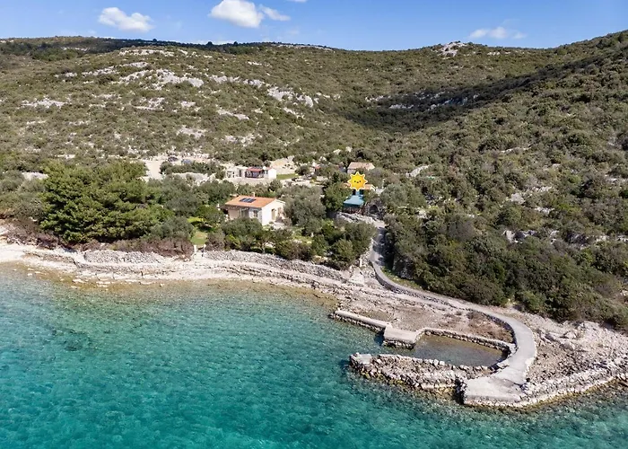 House Tvrdica Hébergement de vacances Tkon