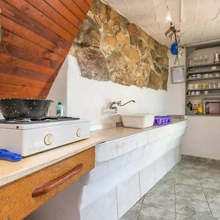 Holiday home House Tvrdica