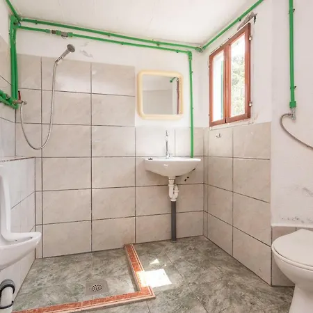 Holiday home House Tvrdica Tkon