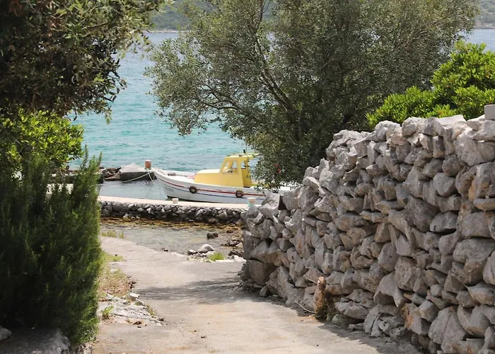 Сasa de vacaciones House Tvrdica