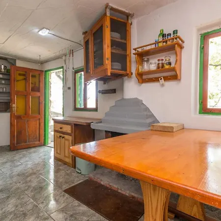 Ferienhaus House Tvrdica Tkon